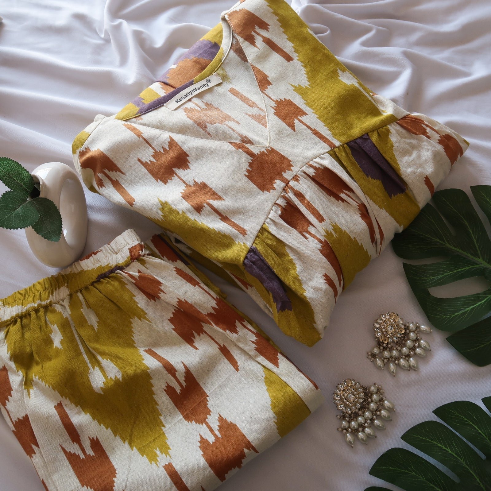 05D2B7D2-3F59-4F95-B0B0-2D60CDA0843B-2.jpg Harvest Ikkat Bloom Suit Set - Image 1