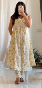 Golden Aura Comforter Suit Set - Image 2