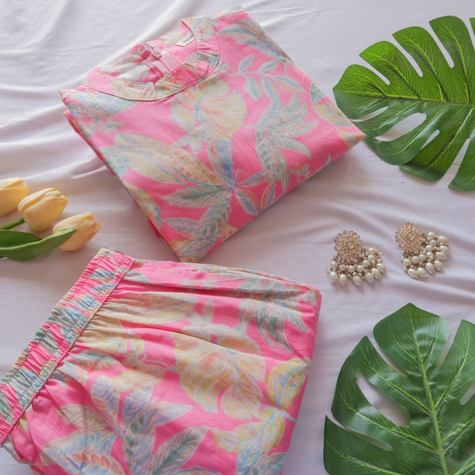 43D220BF-BB23-4862-BF6B-16D7AA222DDE-2.jpg Blush Neer Suit Set - Image 1