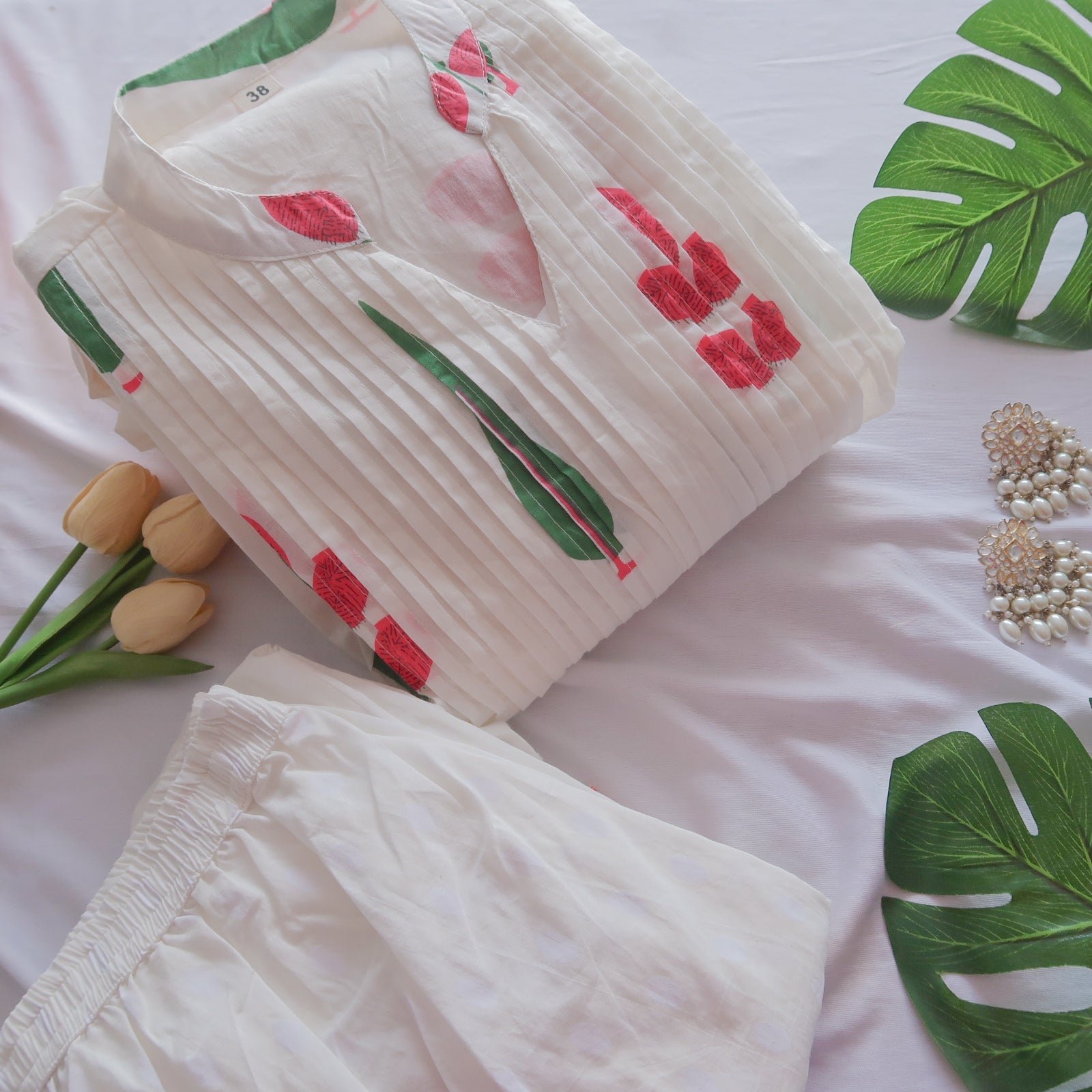 8F32CBCF-41C3-41DC-8D36-EDB52F4762DB-2.jpg Gulmohar Suit Set - Aaram 2.0 - Image 1