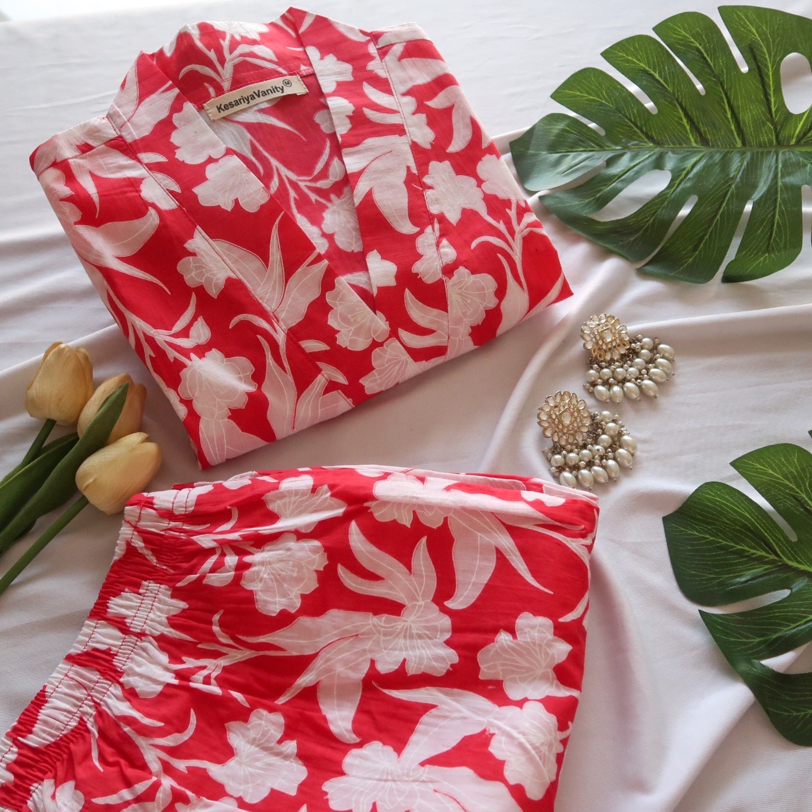 979E2411-E60D-438F-B8AE-4BDD66A0B95A-2.jpg Scarlet Charm Suit Set - Raahat3.0 - Image 1