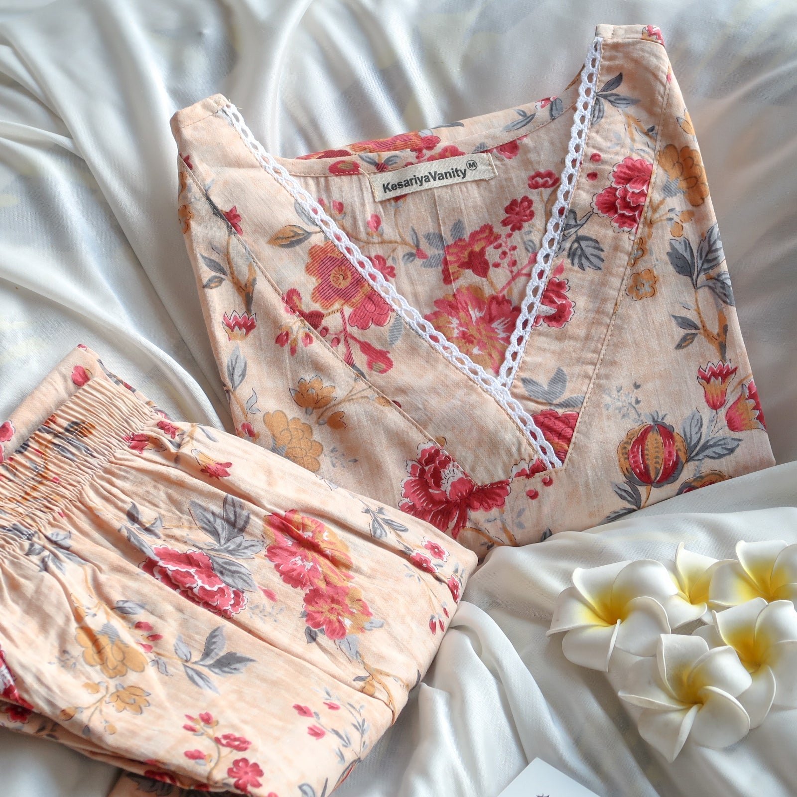 F84FDC43-EC08-49F0-B3C3-75CFEE75ABD2-2.jpg French love Suit Set - Sukoon 13.0 - Image 1